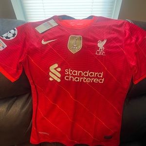 Liverpool jersey M,L